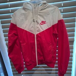 Nike vintage wind breaker